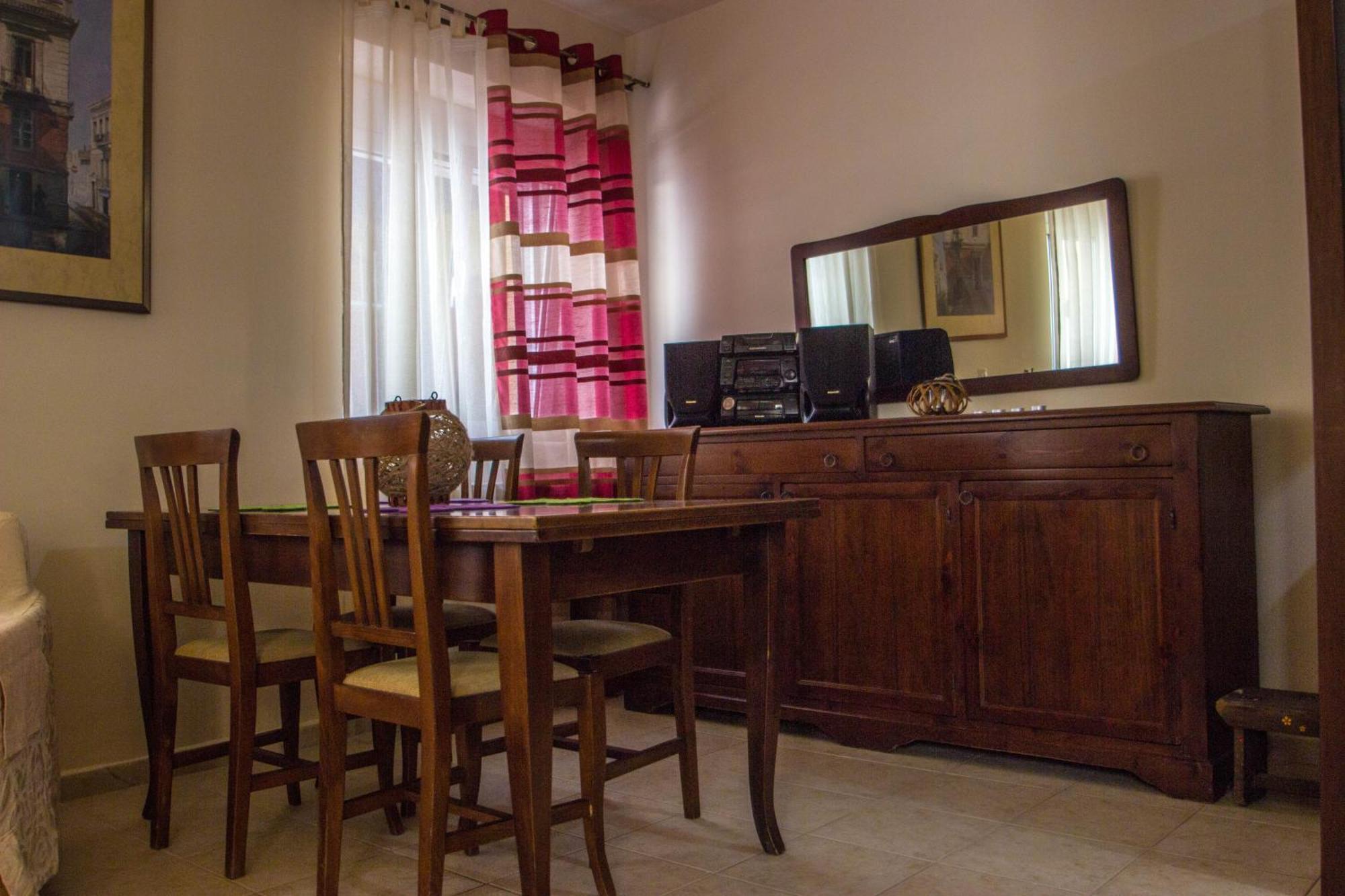Elizabeth'S Place Heraklion  Exterior photo